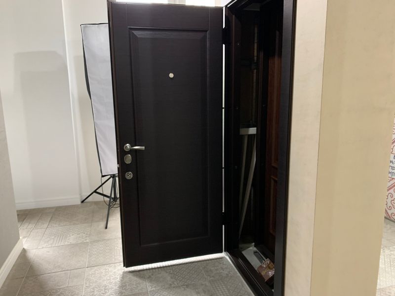 Вхідні двері в квартиру Берислав - модель B 3.2 Mottura комплектація M2 204241603 фото