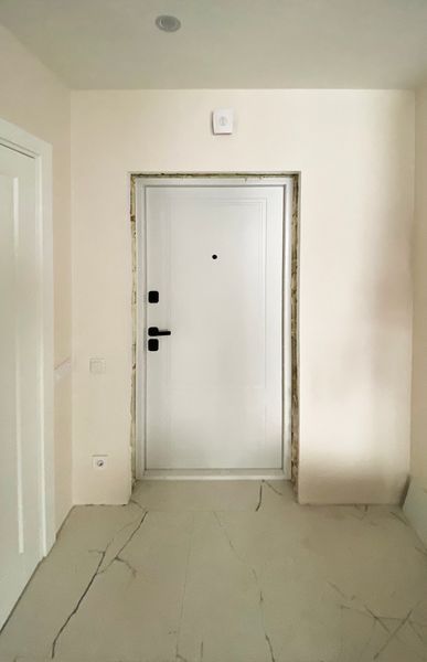 Входные двери в квартиру Берислав - модель B 3.11 комплектация M2 0204241605 фото